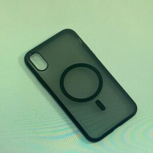 Apple Black MagSafe-Compatible Phone Case